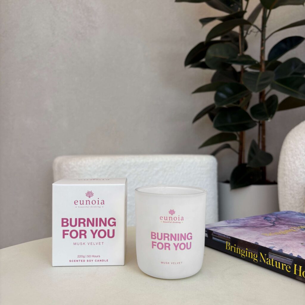 MUSK VELVET-Soy Candle