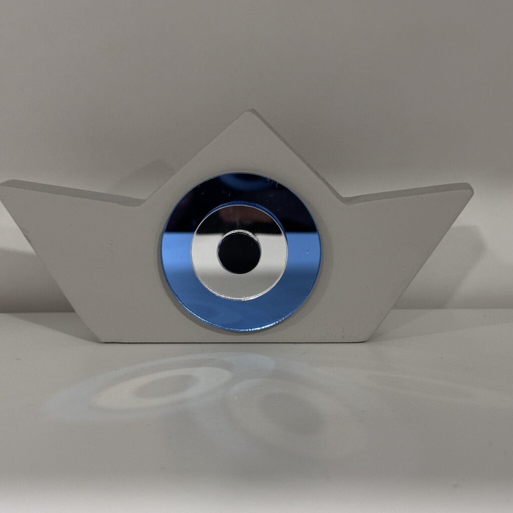 ΚΑΡΑΒΙ ΞΥΛΙΝΟ ΓΚΡΙ ΜΕ ΜΠΛΕ ΑΣΗΜΙ ΜΑΤΙ